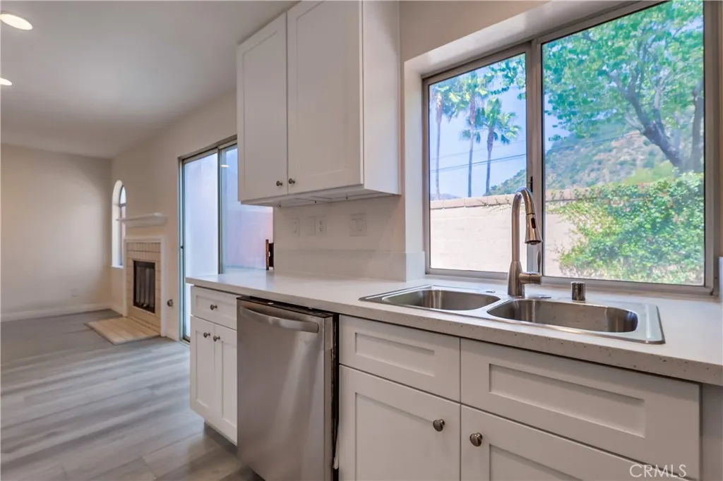 1876 Forest Drive, Azusa, California 91702 home-pic-8